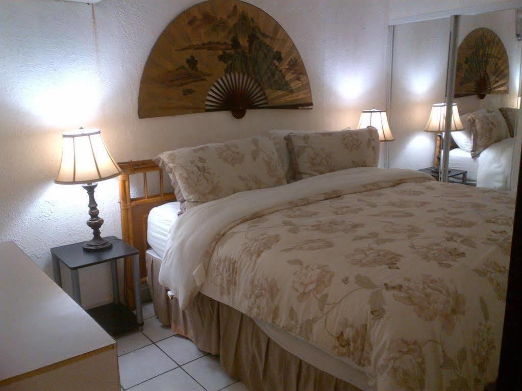 Coconut Palms Inn Rincon Dış mekan fotoğraf
