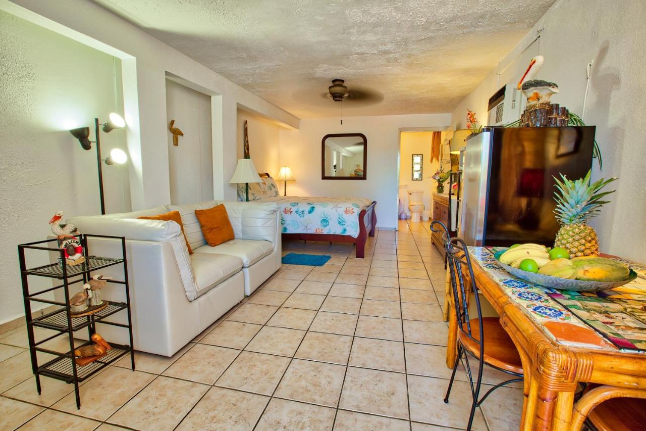 Coconut Palms Inn Rincon Dış mekan fotoğraf